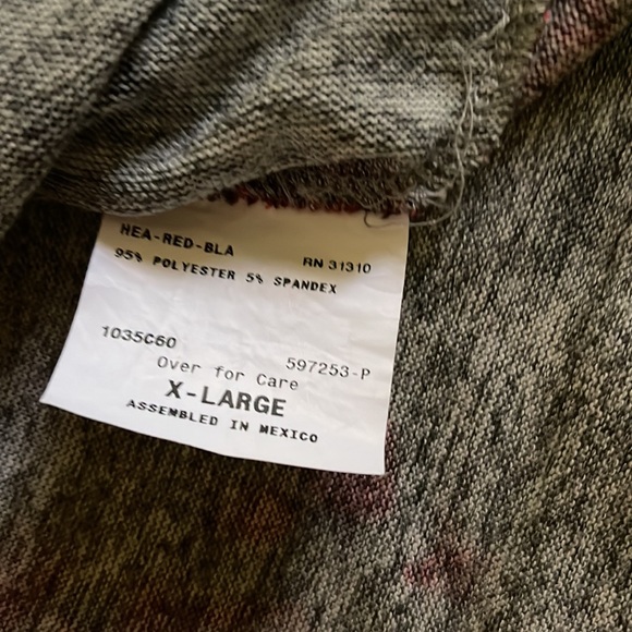 BCX cold shoulder top. - Picture 7 of 7